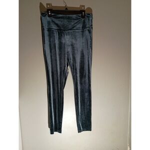 intro love the fit capri leggings Size Large‎